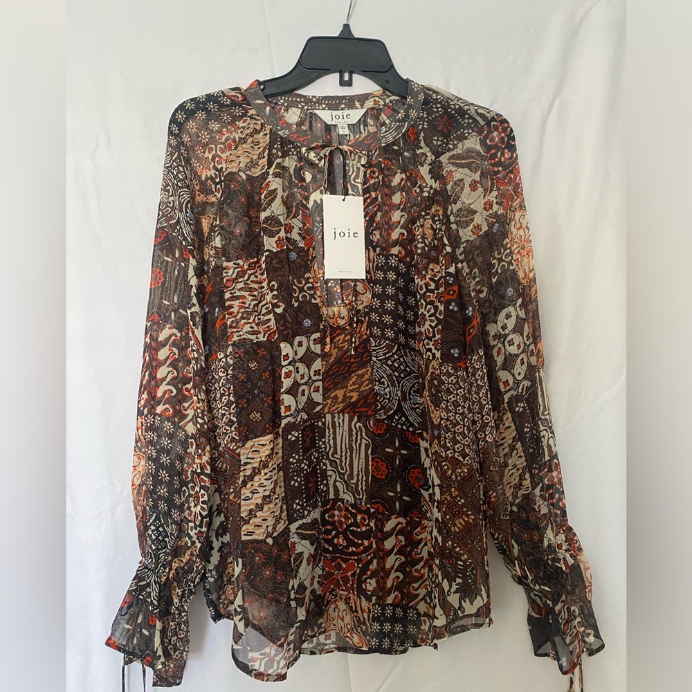 Joie NWT brown print blouse. Sz M.